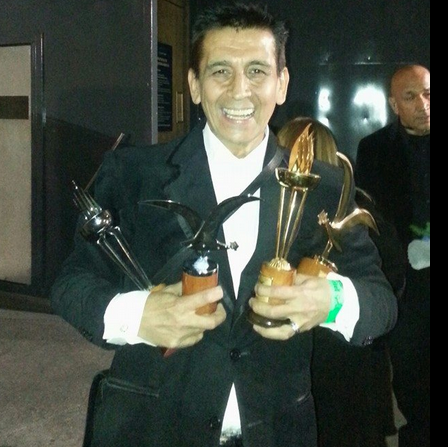 diseñador ricardo oyarzun Juan Gabriel regaló sus antorchas y gaviotas de Viña