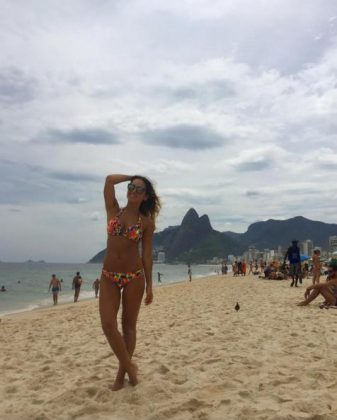 Maura Rivera Deleita A Sus Seguidores En Bikini Tecache Cl