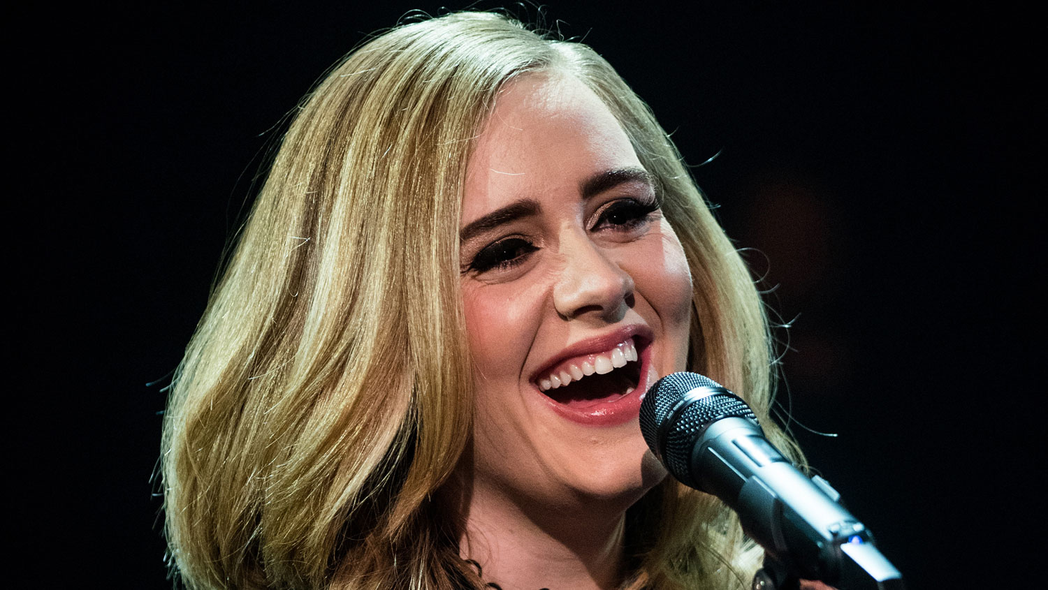 ¿Adele tendra nuevo videoclip? ¡Entérate de los detalles! - Tecache.cl