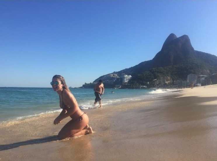 maura brasil bikini