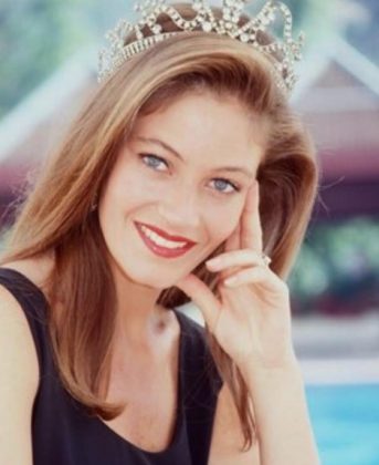 Marcela Vacarezza comparte foto de cuando era una veinteañera - Tecache.cl