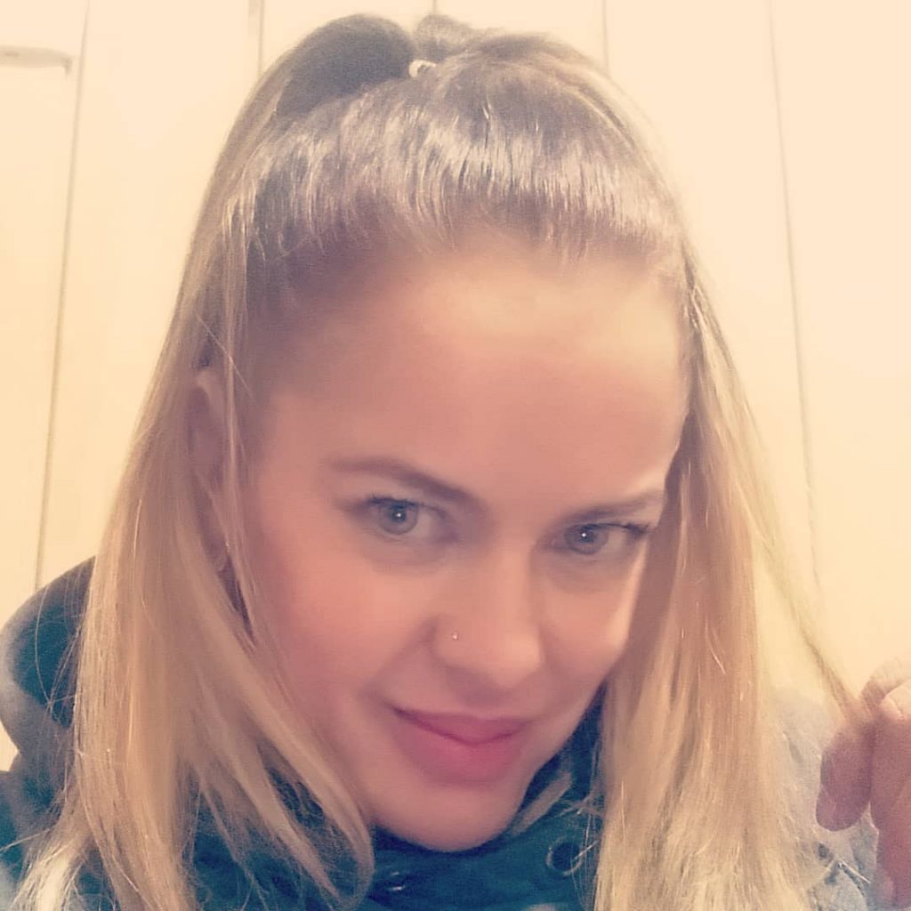 Chabe, recordada ex chica "Mekano" sorprende con nuevo look - Tecache.cl