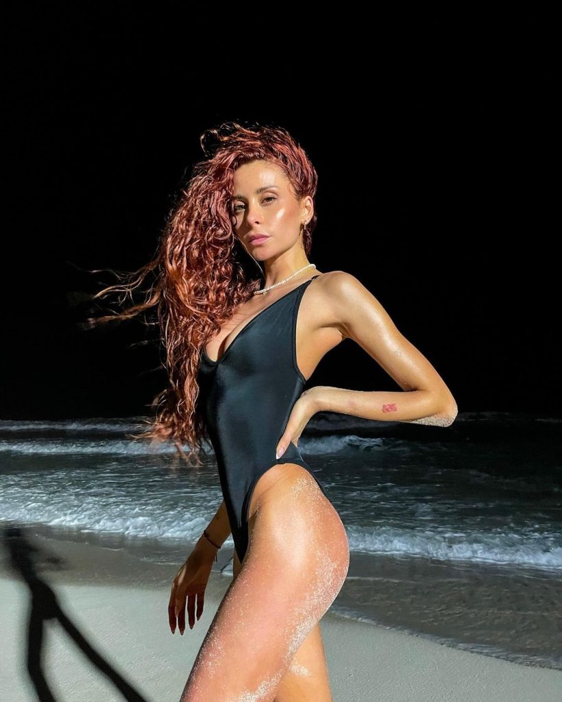 Cami gallardo hot