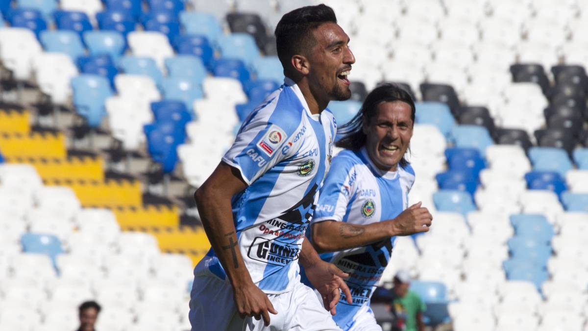¿Branco Ampuero llegará a Colo Colo?