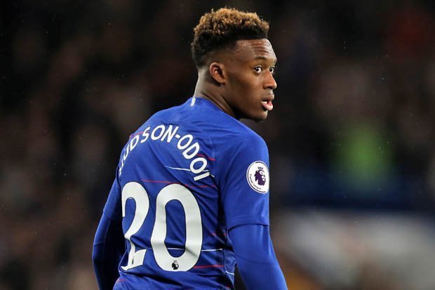 Tras los abusos racistas, El Chelsea ofrece ayuda a Hudson-Odoi