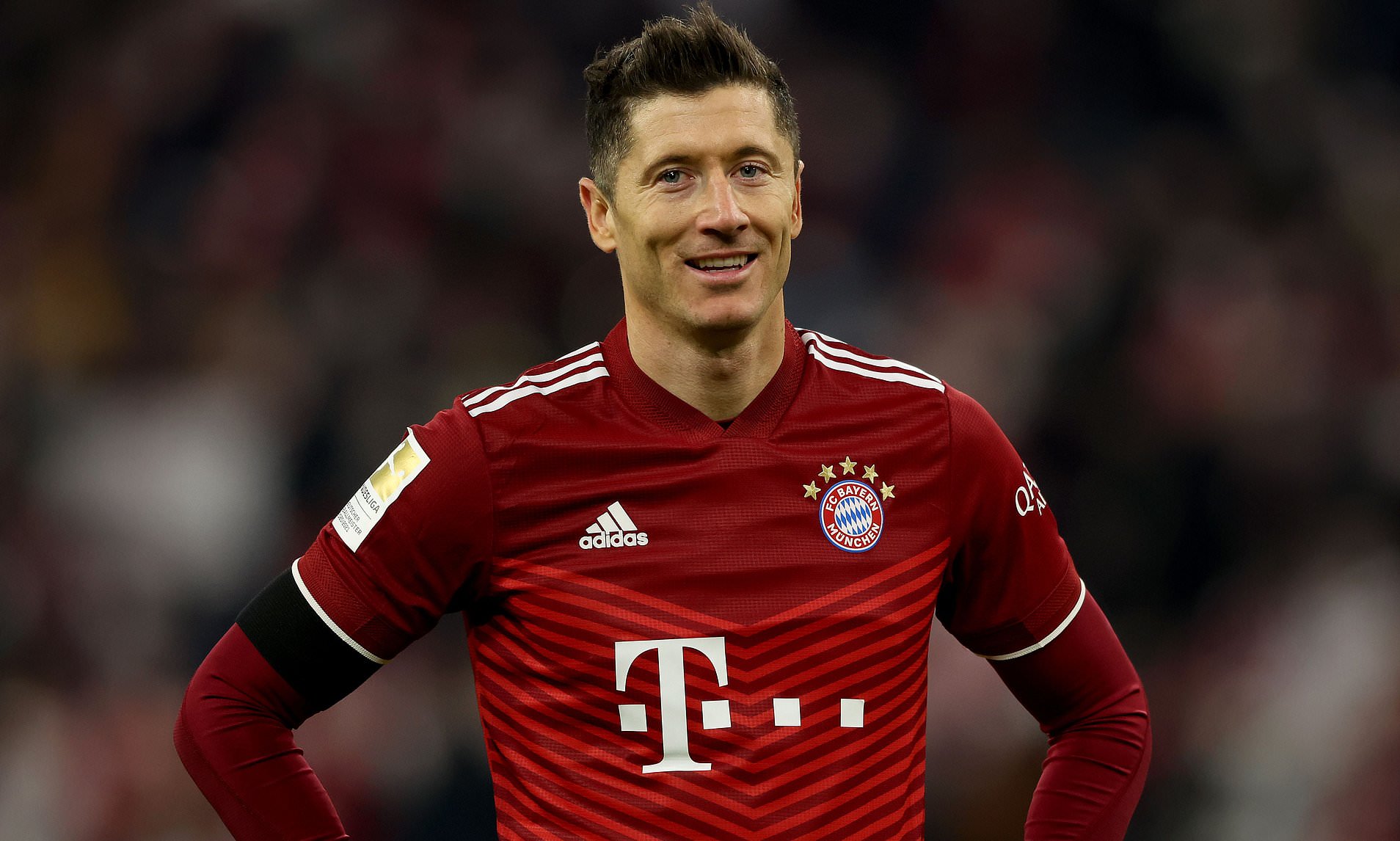 ¡Bombazo! Robert Lewandowski fichó por Barcelona