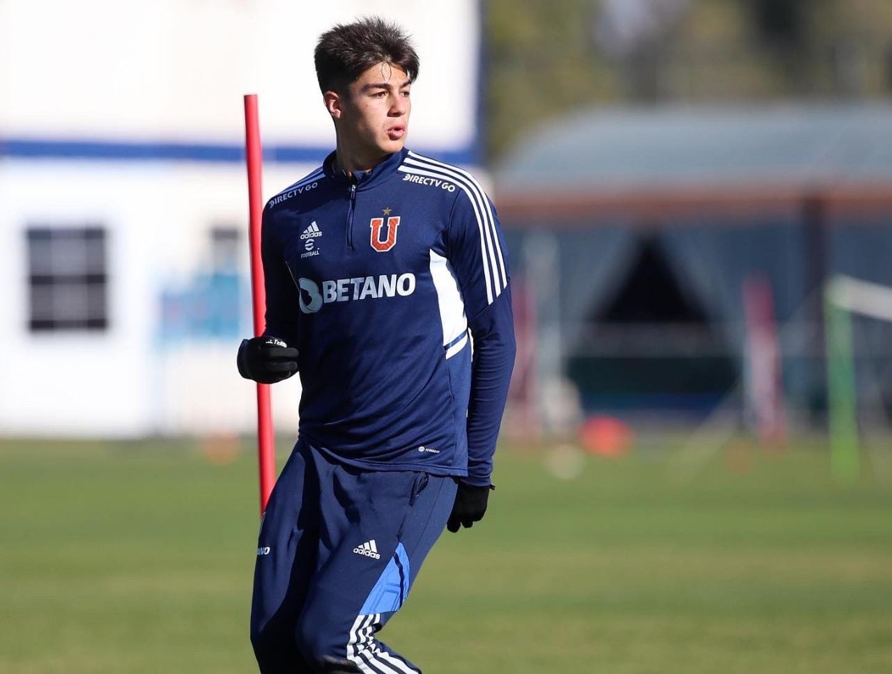 Malas noticias para la ‘U’: Bastián Tapia sufre dolorosa lesión