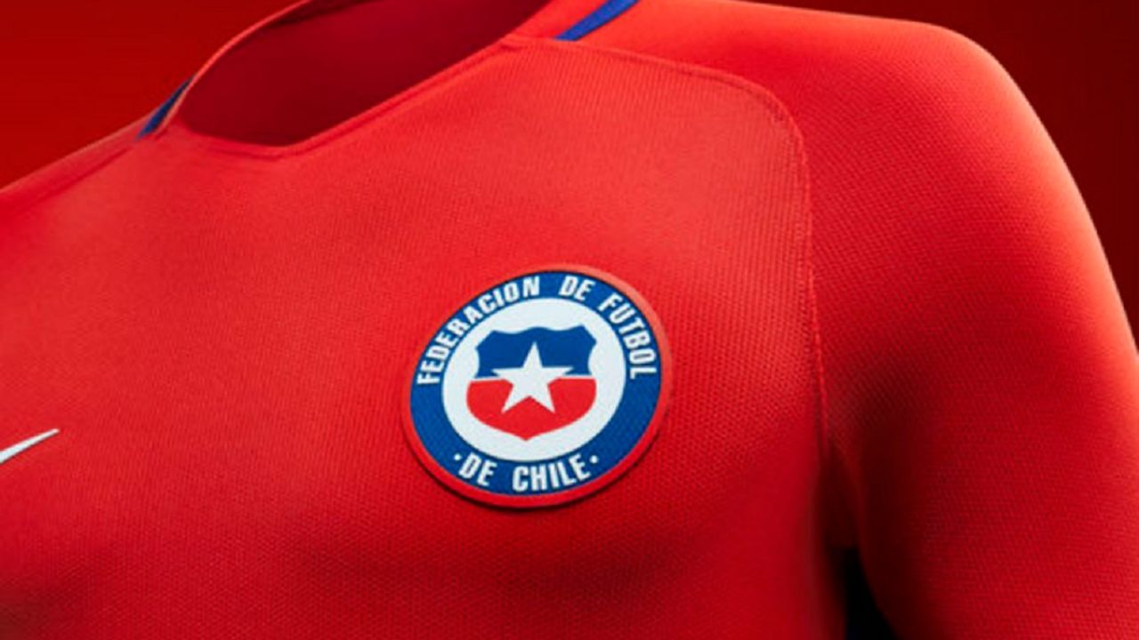 ANFP confirmó la marca que fabricará la nueva camiseta de La Roja