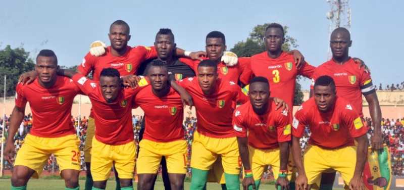 Jugadores de Guinea se escapan del seleccionado para no jugar contra Chile