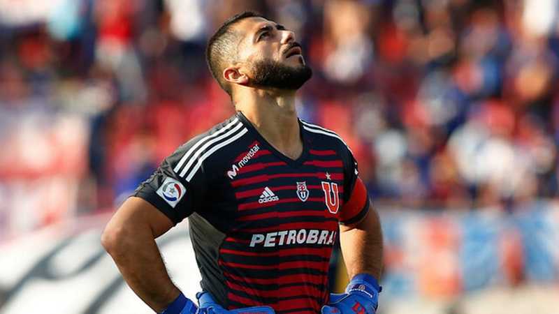 La reunión entre Johnny Herrera y directivos de Azul Azul
