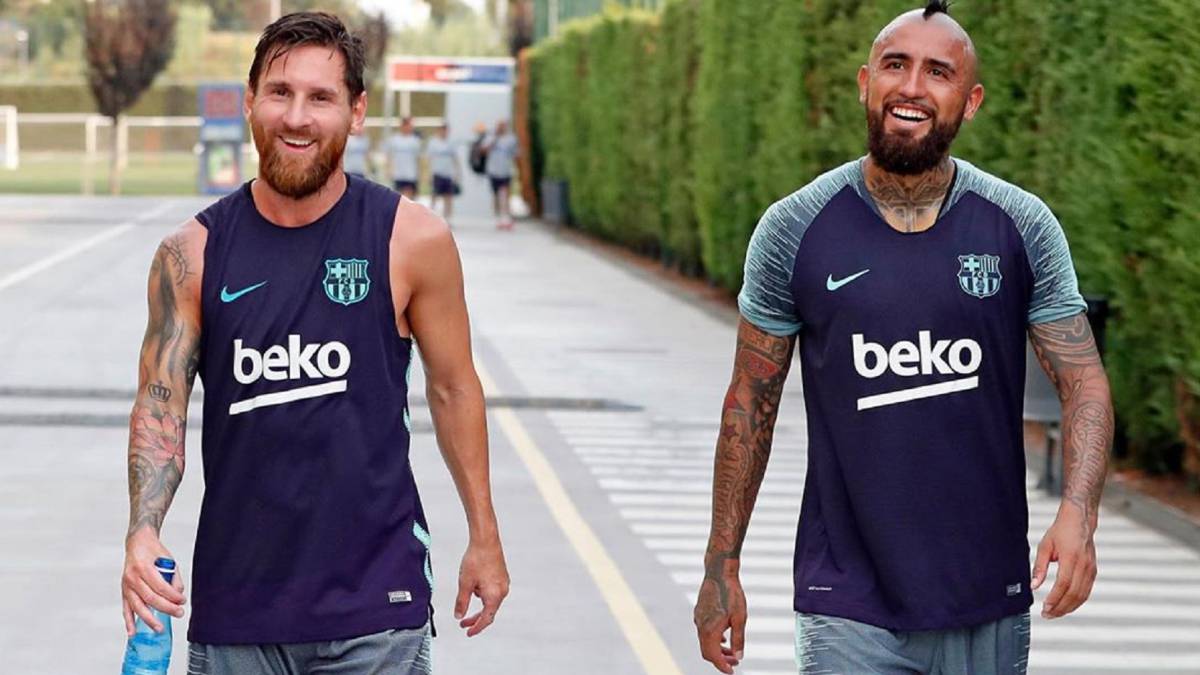 «Hay contacto entre Messi y Vidal»: El plan de los jugadores sudamericanos