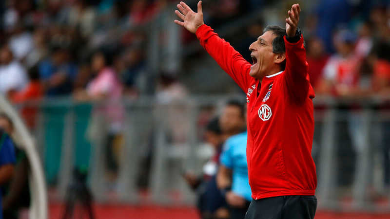 Mario Salas se niega a renunciar