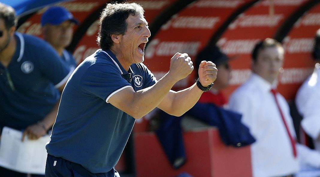 Mario Salas suena fuerte en Colo Colo