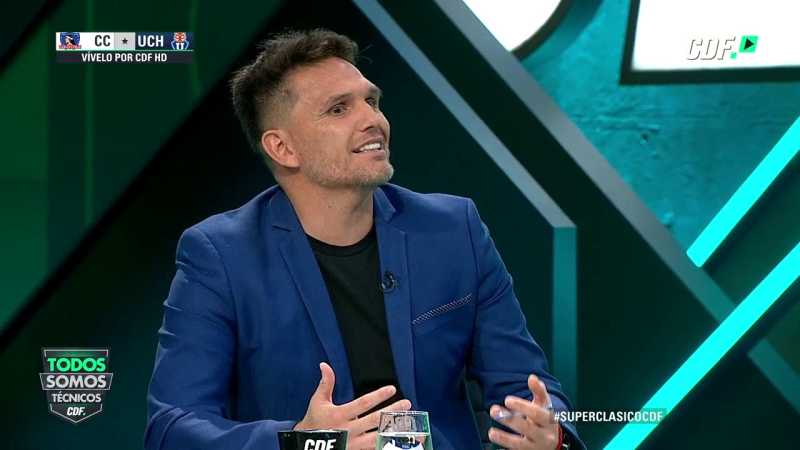 Olarra desata furia de hinchas de la ‘U’: Lo bautizaron como «vende humo»