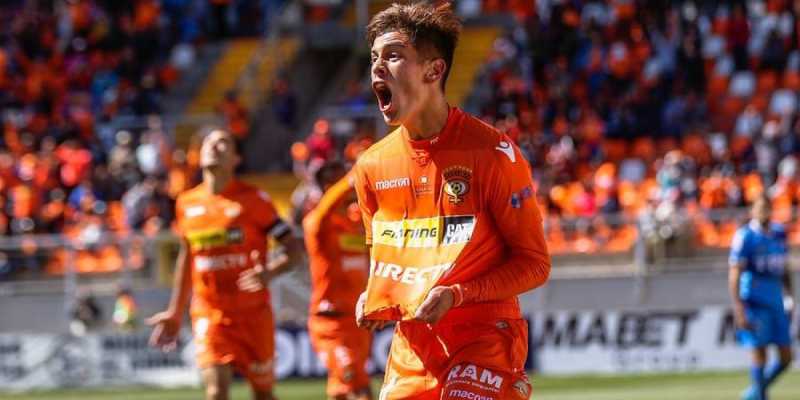 Solo falta que Cobreloa de el sí para que la «U» sume un nuevo refuerzo