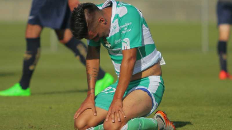 Futbolista chileno es detenido por agredir a carabineros