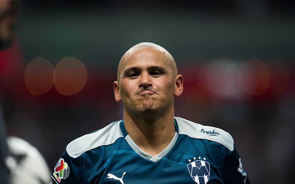 Suazo regresa al futbol profesional chileno