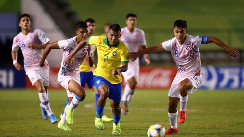 La sub 17 luchó, pero no alcanzó frente a Brasil