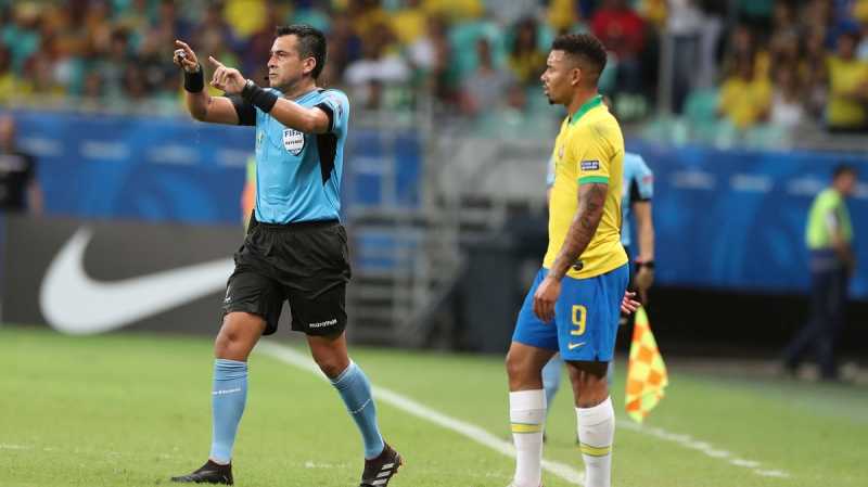 ¿Por qué el Var es tan lento en Brasil?