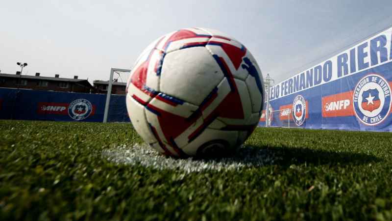 Este año llegará el VAR al fútbol chileno