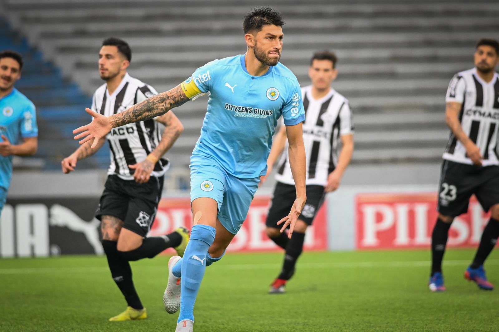 Álvaro Brun de Montevideo City a una firma de llegar a la ‘U’