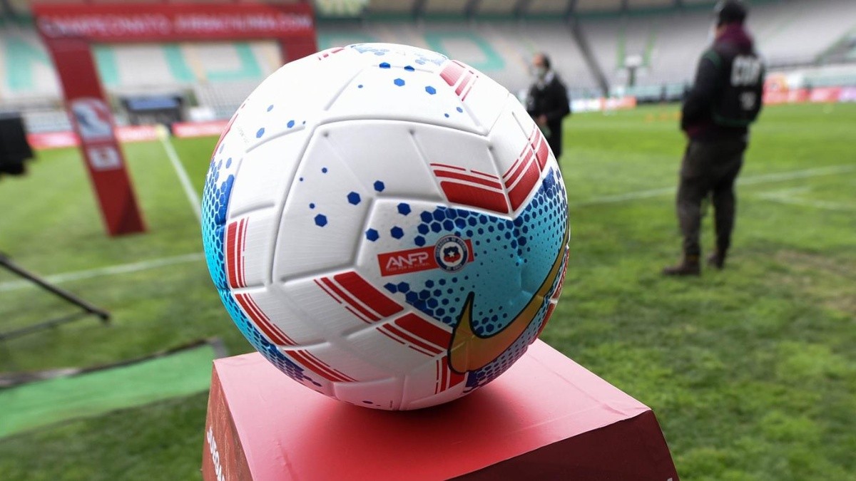 No habrá fútbol chileno para el primer aniversario del estallido social