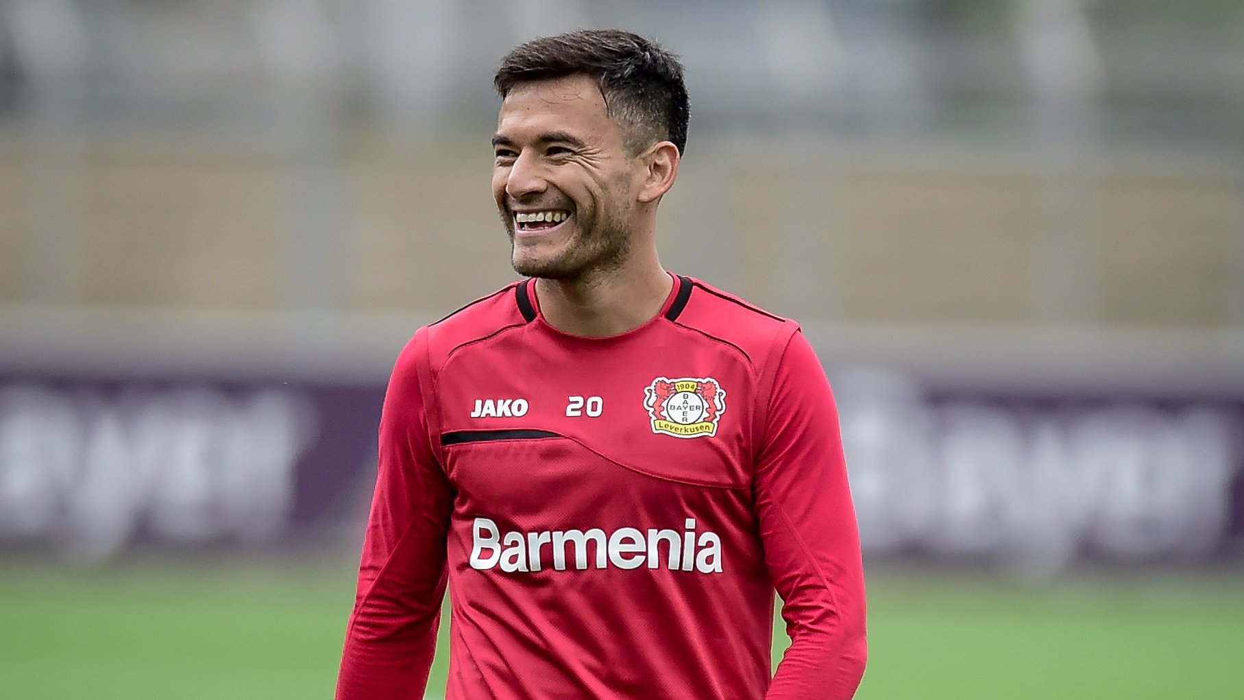 Aránguiz fue descartado para el debut de Leverkusen en la Europa League