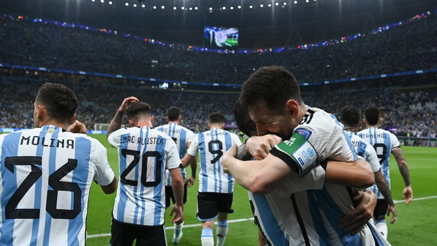 (Goles) Argentina vence a México y toma un respiro en el Mundial