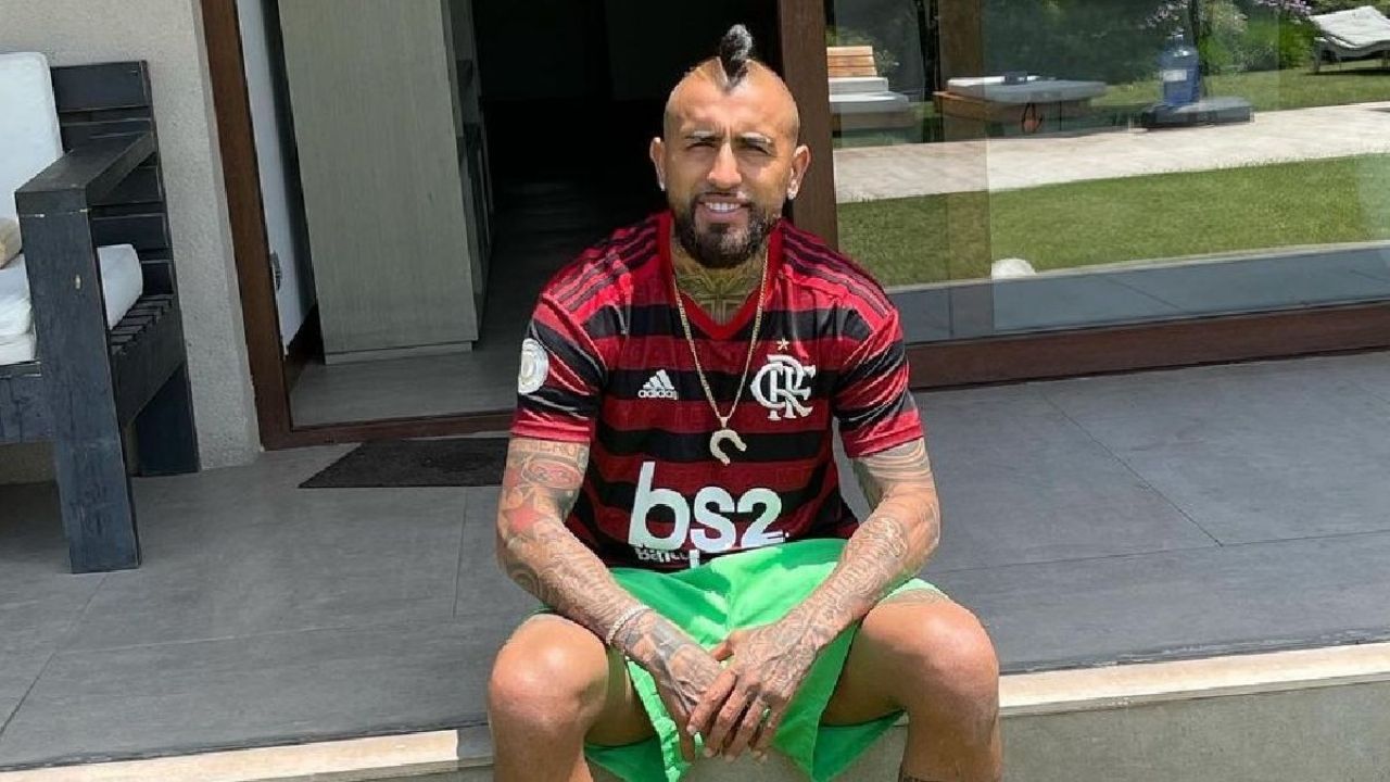 Con el sueldo más alto del fútbol brasileño: Arturo Vidal llegaría al Flamengo