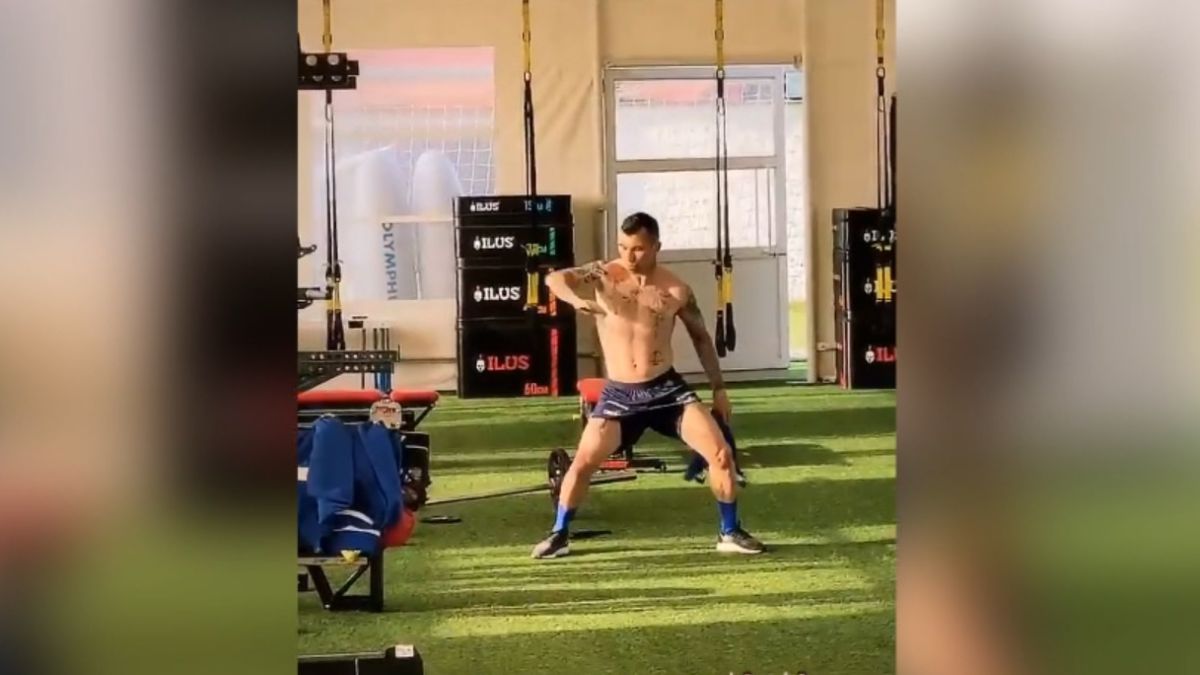 Video: Baile de Gary Medel sacó risas en práctica de La Roja