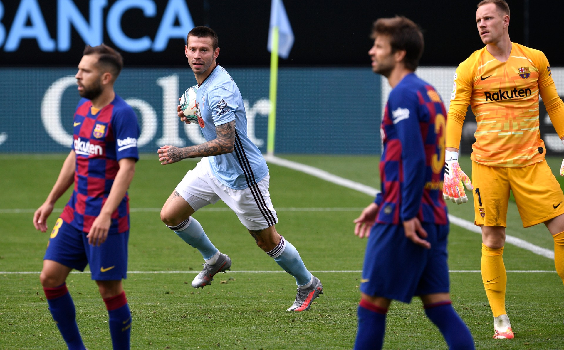 Barcelona se complicó en la pelea por el título tras empatar con Celta