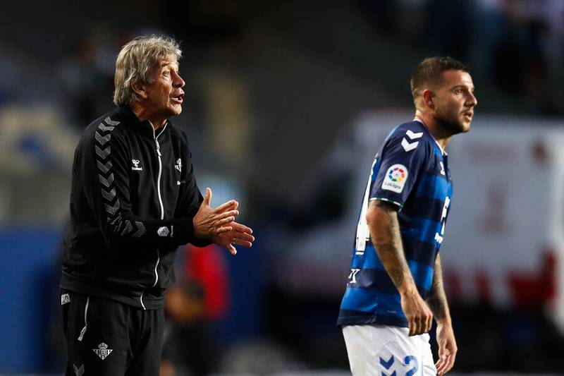 «De vacaciones por Sudamérica»: Betis recibe críticas por goleada de Colo Colo
