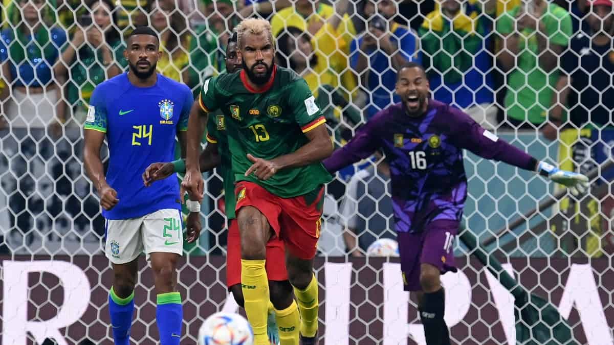 Brasil cayó ante Camerún pero igual pasó a octavos de final