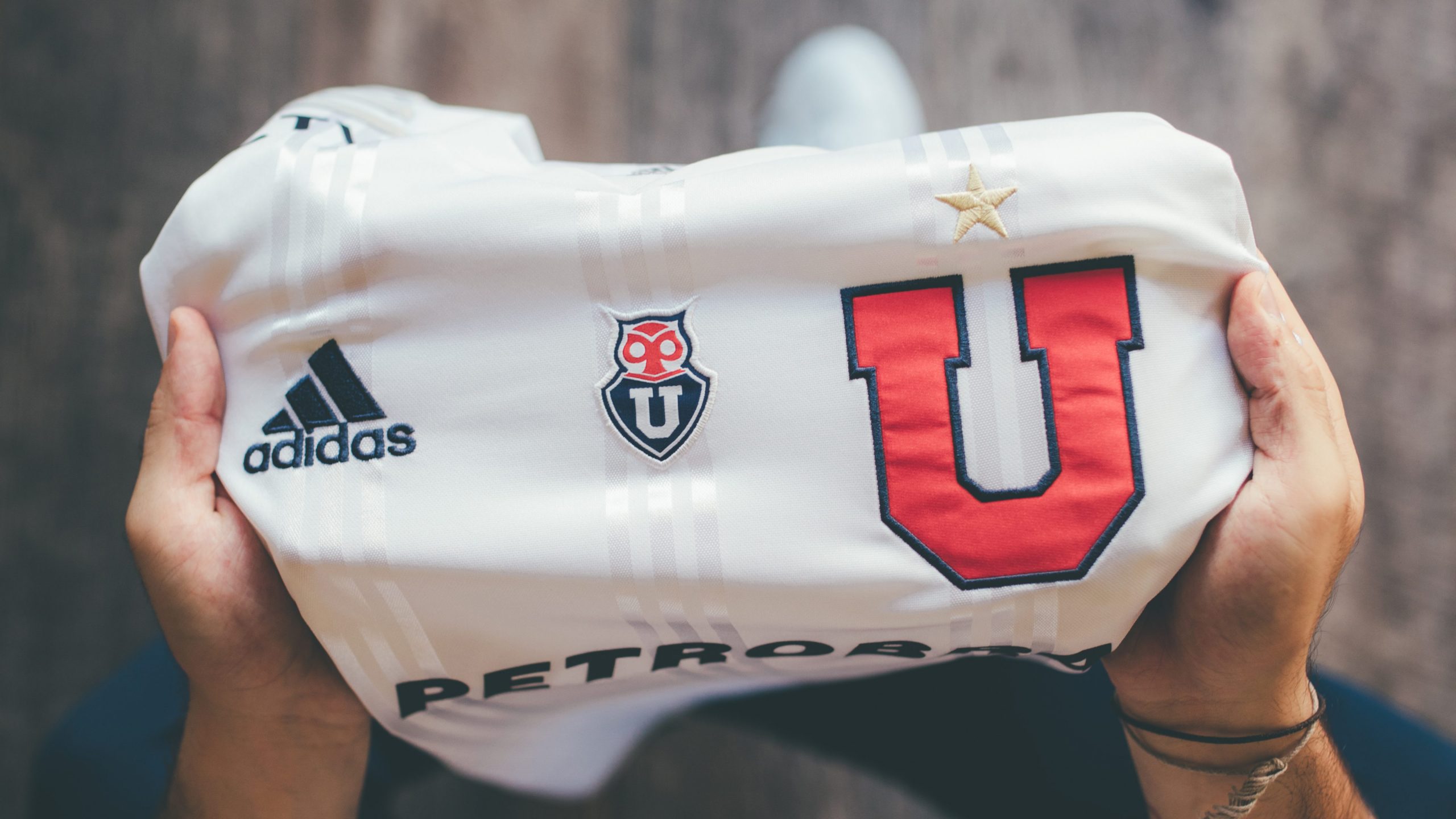 camiseta de la u adidas