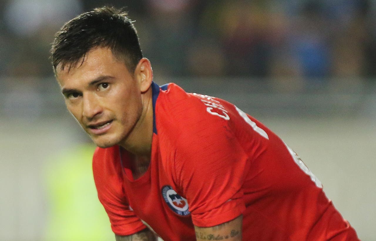 Charles Aránguiz no jugará ante Colombia: Ya tiene reemplazo