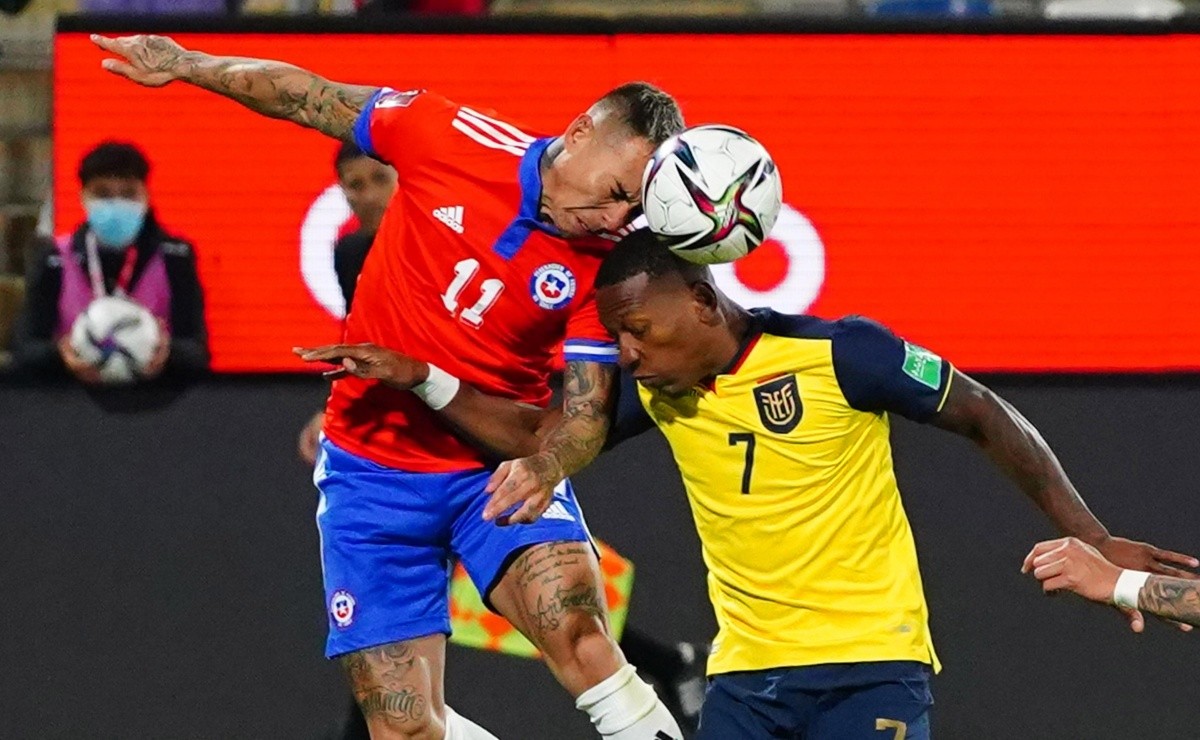 La Roja perdió ante Ecuador y salió de zona de clasificación