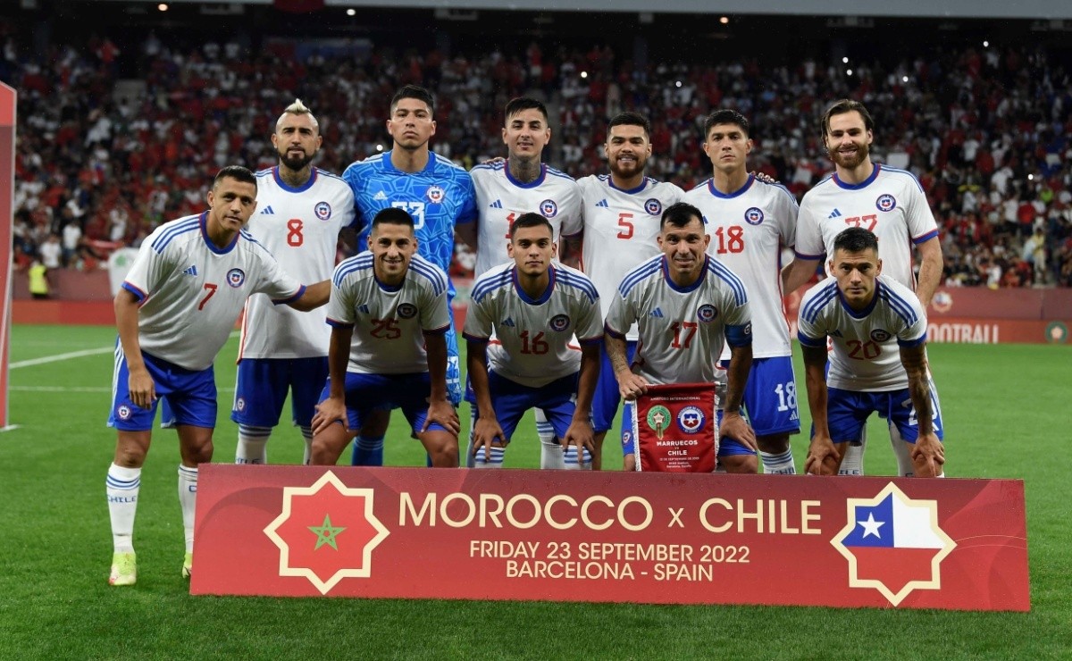 Con varios cambios: La formación de Chile para enfrentar a Qatar
