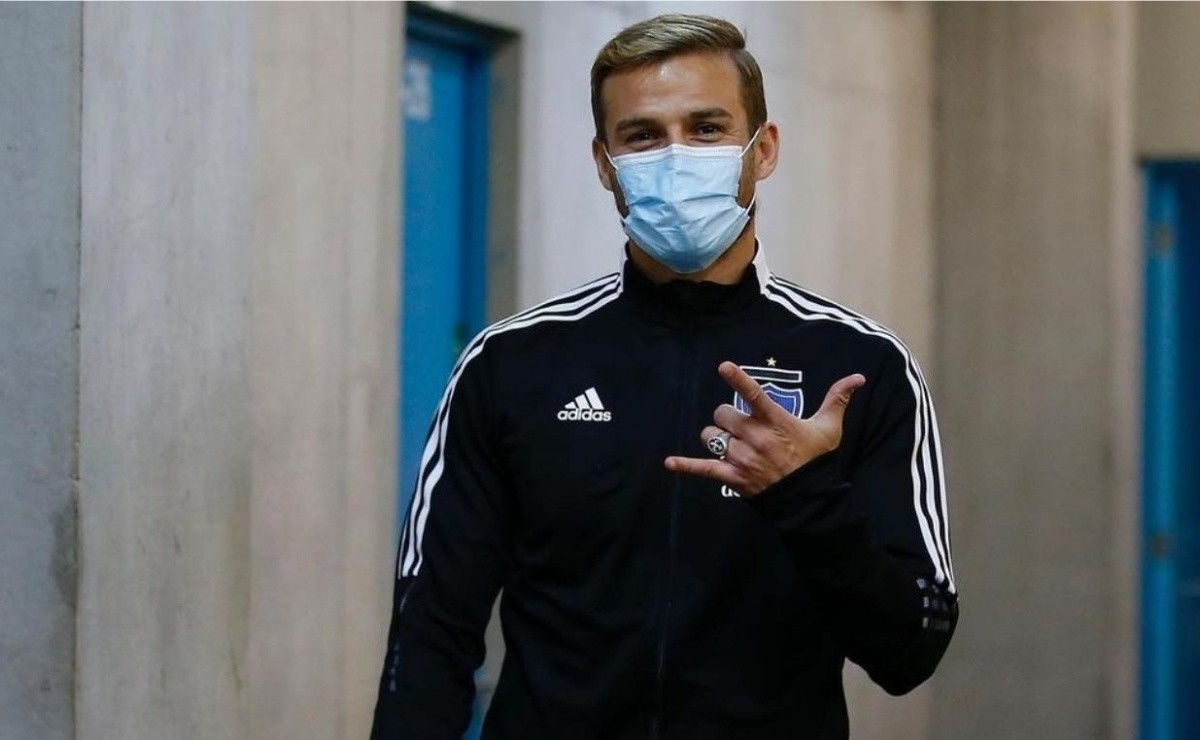 Confirman que Christian Santos sigue en Colo Colo