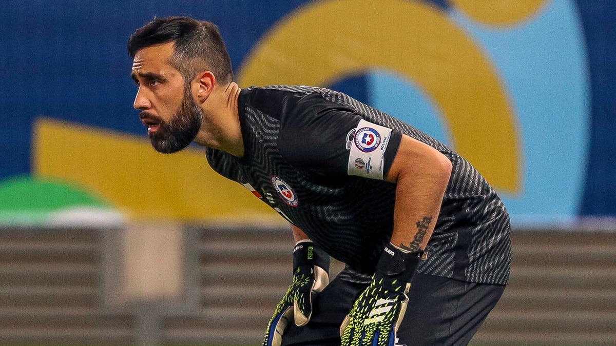 Las cinco condiciones de Claudio Bravo para volver a Colo Colo