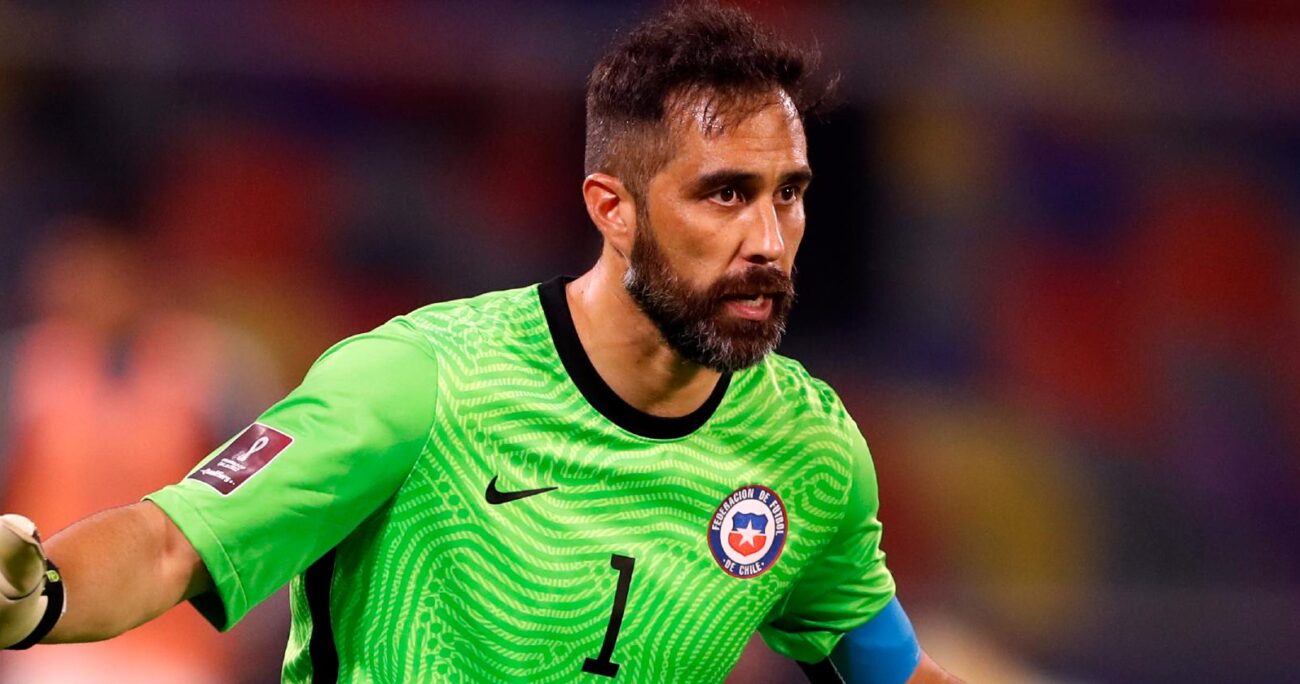 Claudio Bravo habla de su posible retiro de La Roja