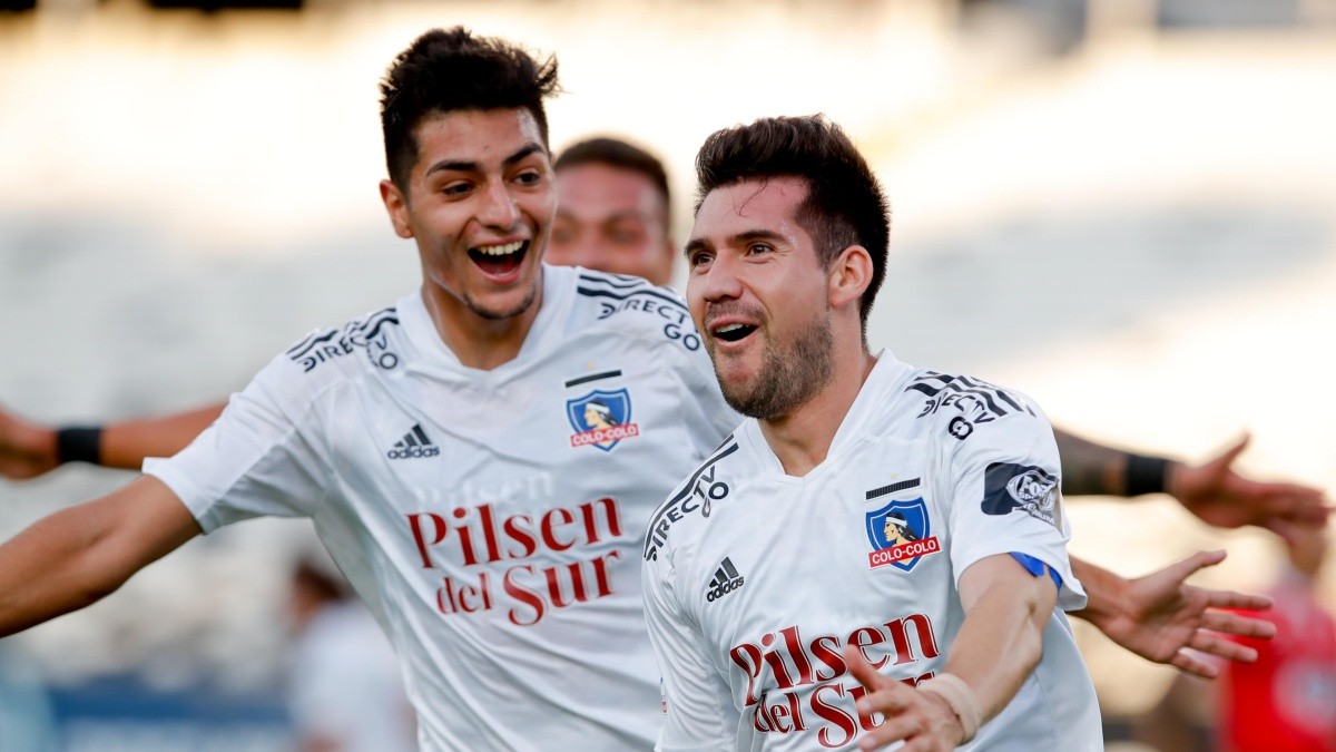 Colo Colo se alejó del descenso luego de derrotar a La Calera