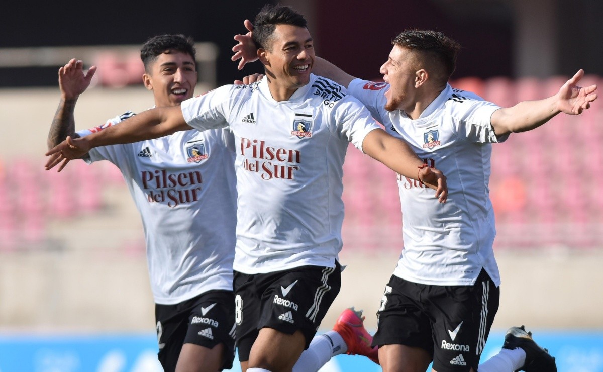 Colo Colo dejará partir a cuestionado delantero