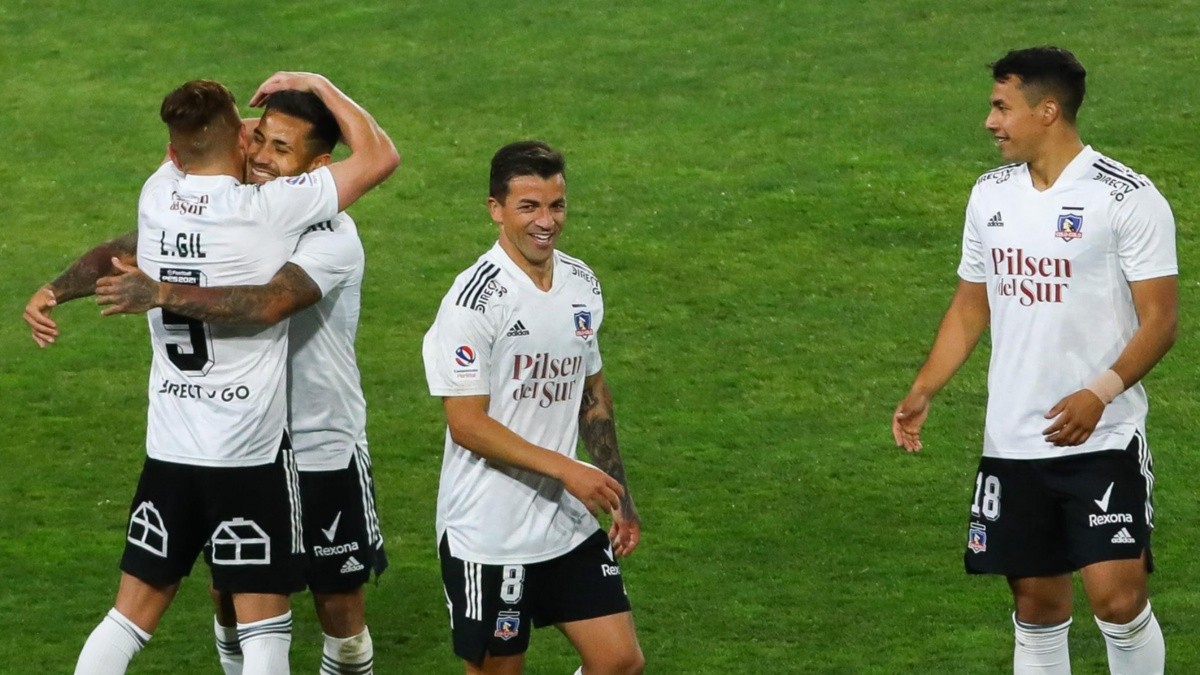 (Goles) Colo Colo sigue en racha tras imponerse ante Curicó