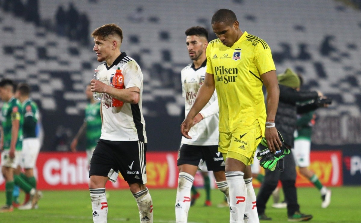 Colo Colo rescindió contrato a uno de sus delanteros