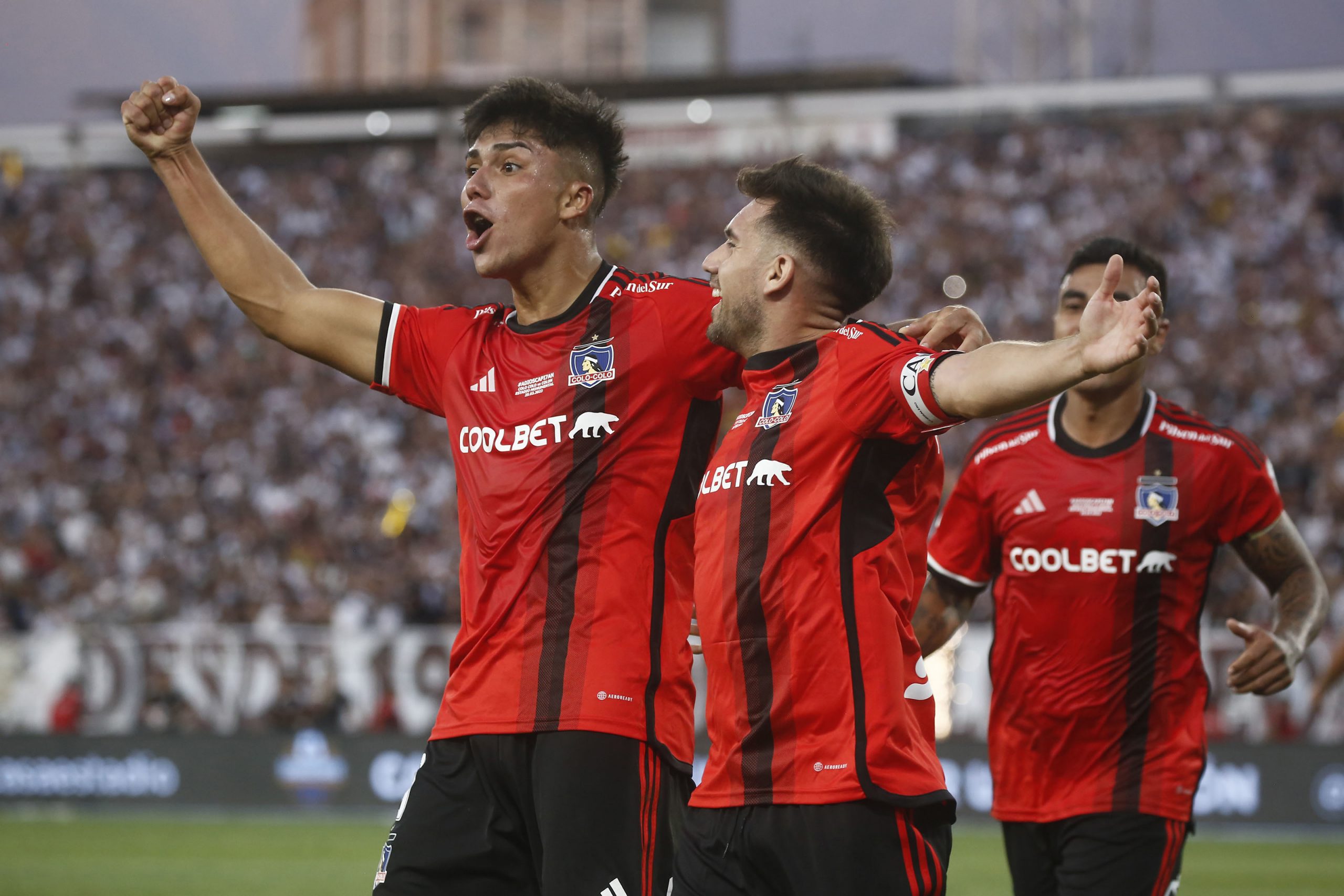 Las dos posibles bajas de Colo Colo para el debut en Copa Libertadores