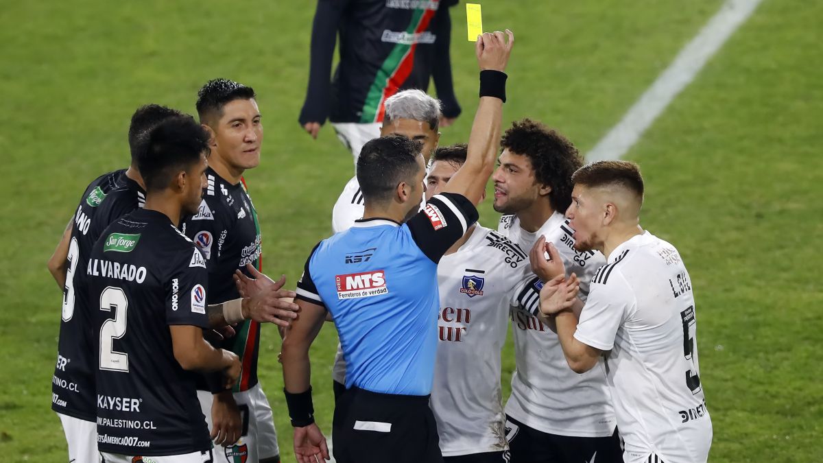 Amenazas, insultos, y llaves «perdidas»: El informe que complica a Colo Colo