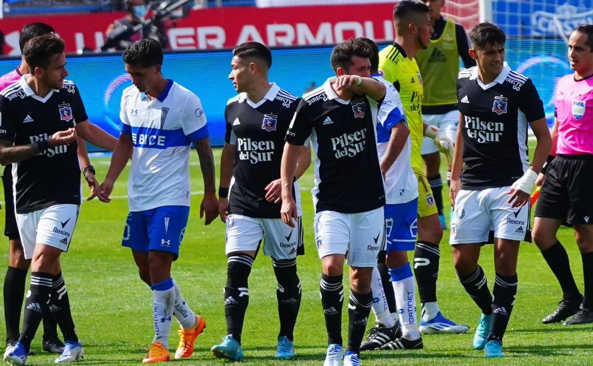 Mucho ruido y poca intensidad: Colo Colo y Católica empatan en San Carlos