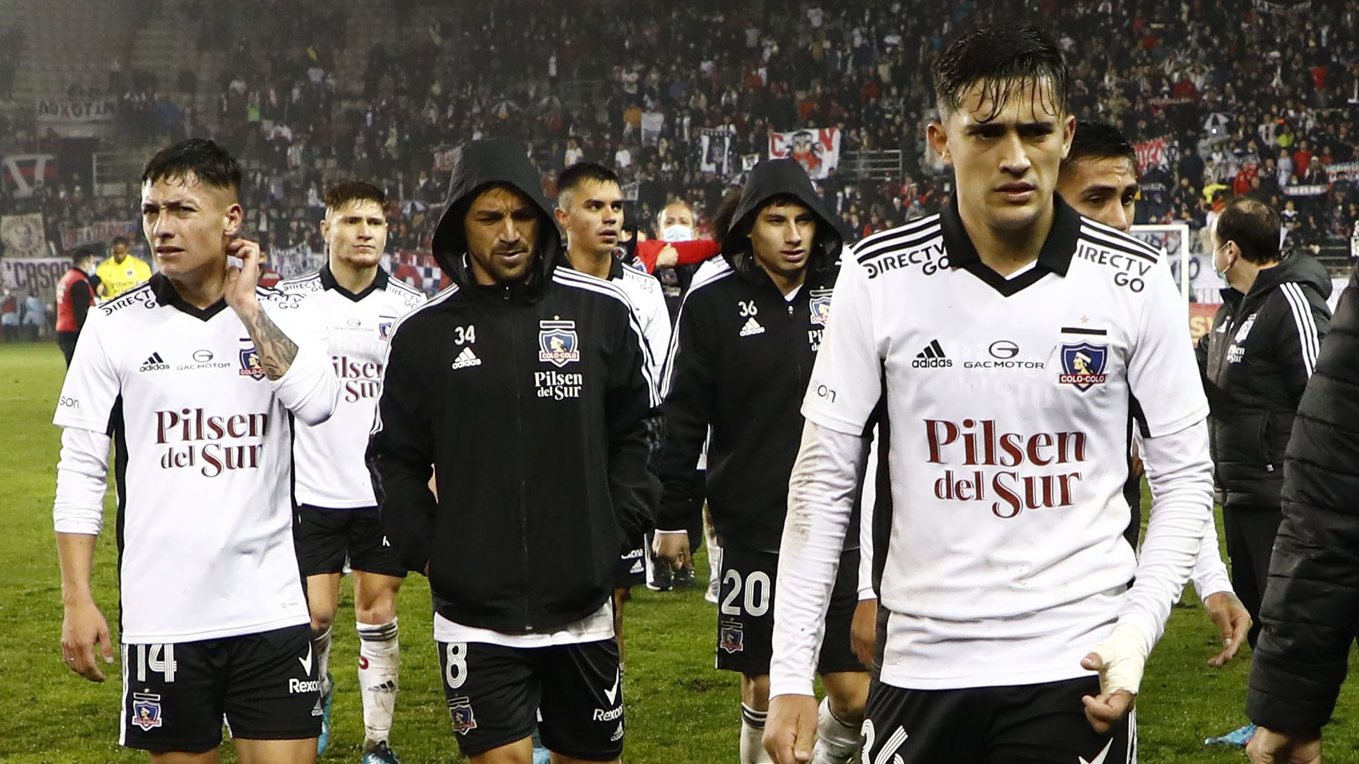 «No puede seguir en Colo Colo»: Hinchas destrozan a titular tras ser eliminados de la Sudamericana