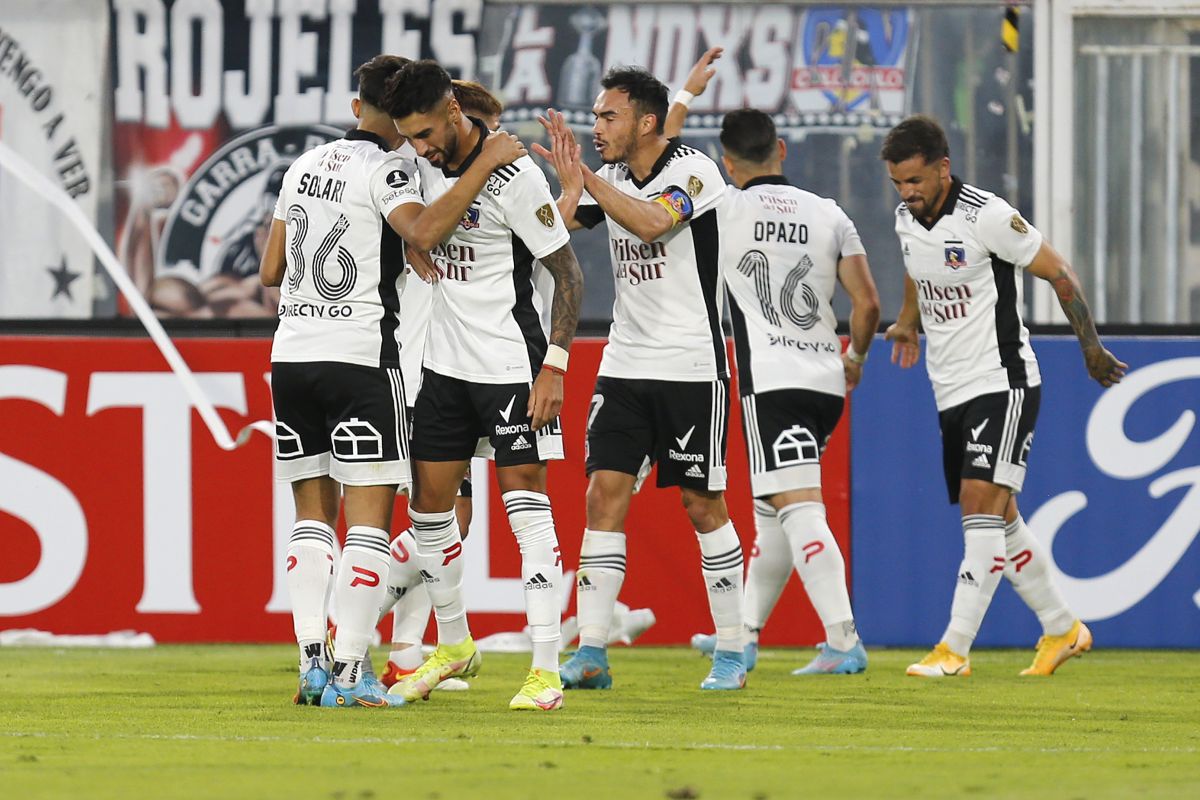 Morón reveló las dos figuras que Colo Colo perderá en poco tiempo