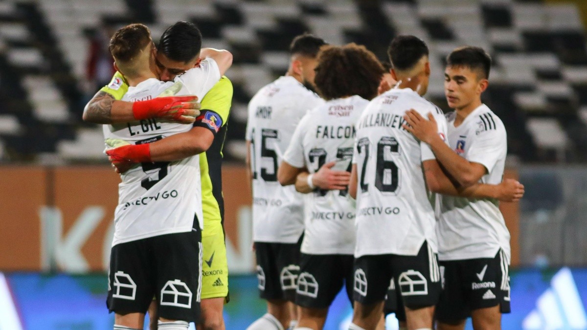 «Siempre le cuesta: Hinchas de Colo Colo critican a su jugador